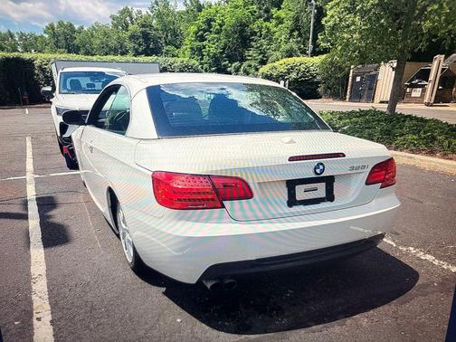 Alpine White 2011 BMW 328 328i