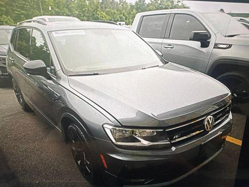 Platinum Gray Metallic 2021 Volkswagen Tiguan 2.0T SE R-Line Black 4MOTION