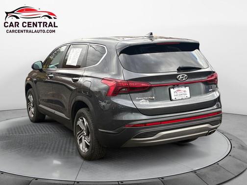 2021 Hyundai SANTA FE SE