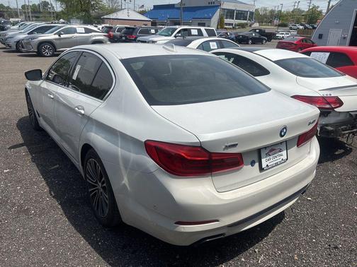 Alpine White 2019 BMW 540 xDrive
