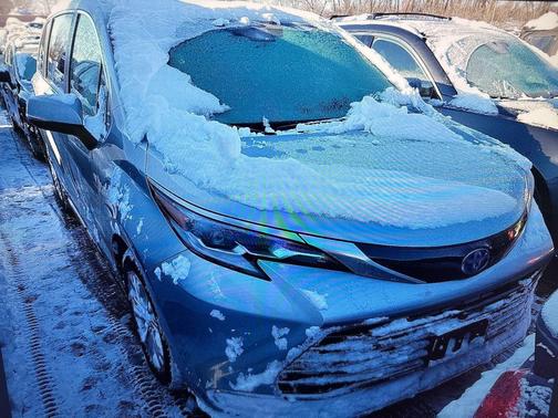 2022 Toyota Sienna Platinum