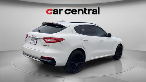 Bianco 2019 Maserati Levante GTS