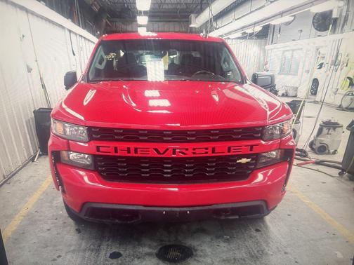 2020 Chevrolet Silverado 1500 Custom