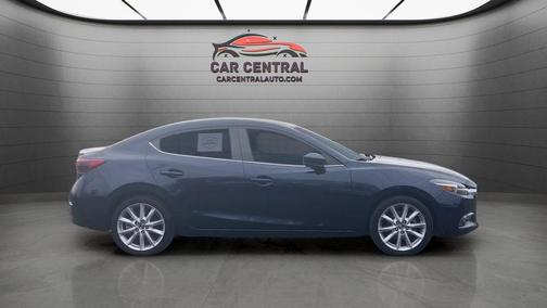 Deep Crystal Blue Mica 2017 Mazda Mazda3 Grand Touring