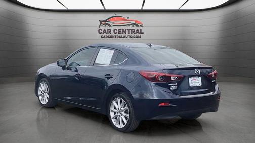Deep Crystal Blue Mica 2017 Mazda Mazda3 Grand Touring