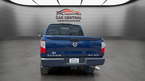 Deep Blue Pearl Metallic 2021 Nissan Titan SV