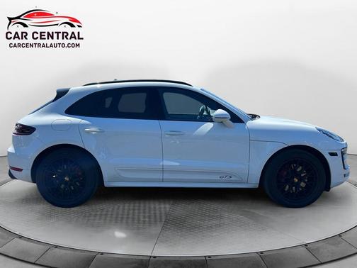 2017 Porsche Macan GTS