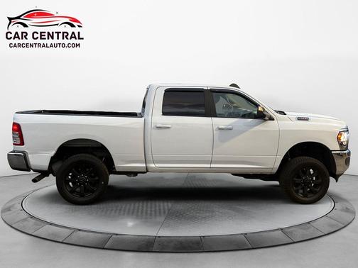 2020 RAM 2500 Big Horn Crew Cab 4X4 6'4' Box