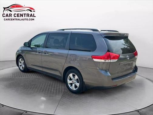 2012 Toyota Sienna LE