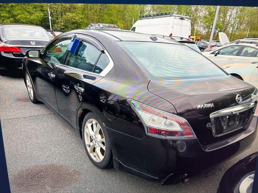 Crimson Black Metallic 2012 Nissan Maxima SV