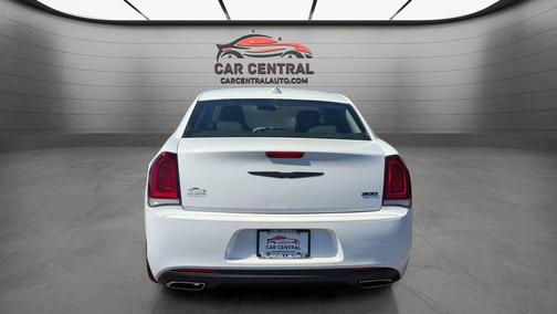 Bright White Clearcoat 2023 Chrysler 300 Touring