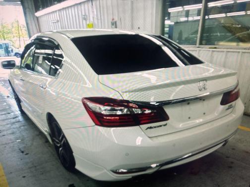 White Orchid Pearl 2017 Honda Accord Touring V6