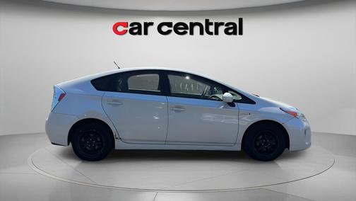 Blizzard Pearl 2013 Toyota Prius Three