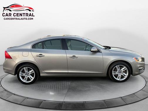 2015 Volvo S60 T5 Platinum