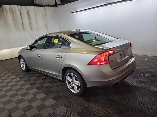 2015 Volvo S60 T5 Platinum