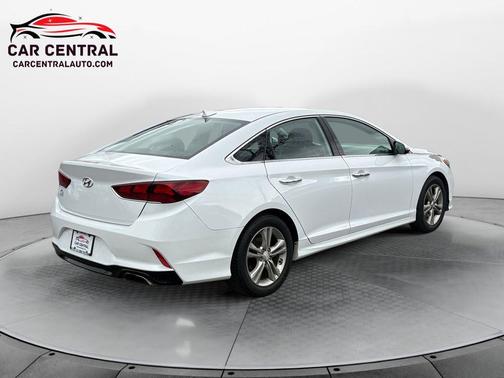 2018 Hyundai SONATA Limited