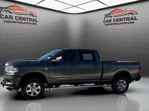 2021 RAM 2500 Big Horn Crew Cab 4x4 6'4' Box
