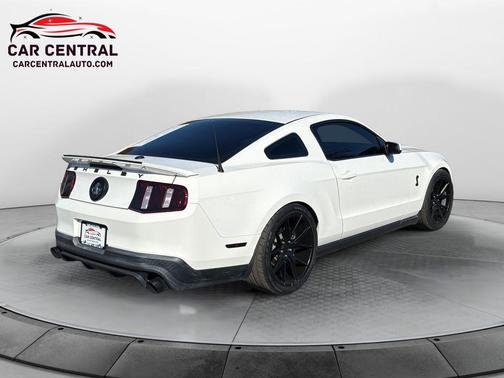 2011 Ford Shelby GT500 Base