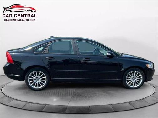 2010 Volvo S40 2.4i
