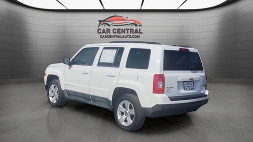 Bright White Clearcoat 2011 Jeep Patriot Sport