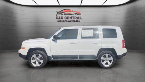 Bright White Clearcoat 2011 Jeep Patriot Sport