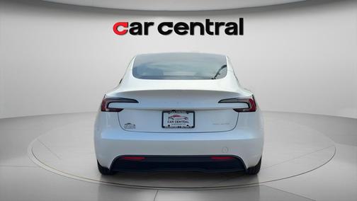 Pearl White Multi-Coat 2024 Tesla Model 3 Long Range