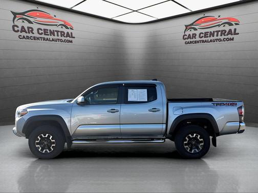 2022 Toyota Tacoma TRD Off Road