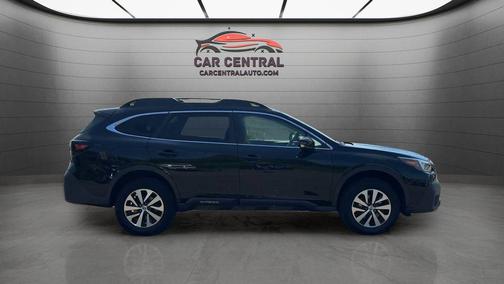 Crystal Black Silica 2021 Subaru Outback Premium