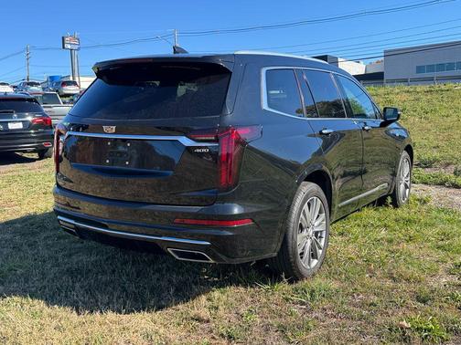 2023 Cadillac XT6 Premium Luxury AWD