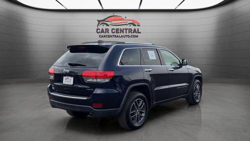 True Blue Pearlcoat 2017 Jeep Grand Cherokee Limited