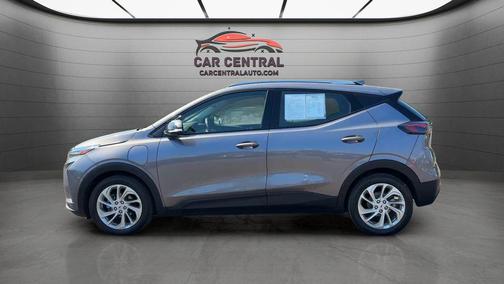 Gray Ghost Metallic 2023 Chevrolet Bolt EUV FWD LT