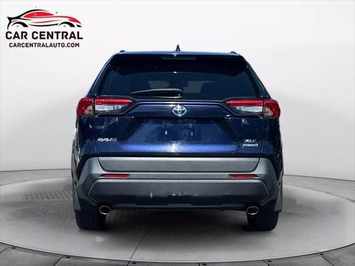 2021 Toyota RAV4 Hybrid XLE Premium