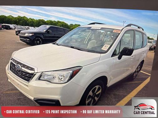 Crystal White Pearl 2018 Subaru Forester 2.5i