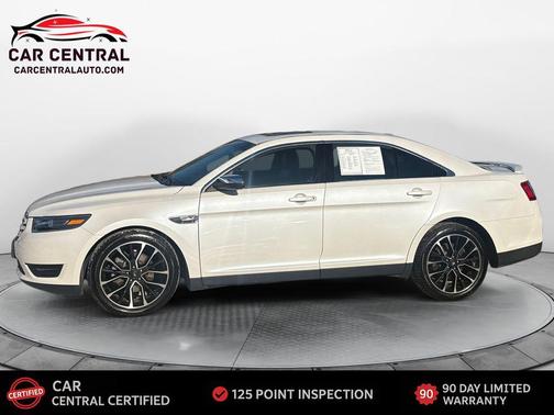 2019 Ford Taurus Limited