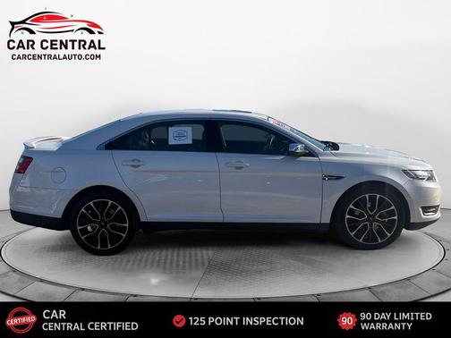 2019 Ford Taurus Limited