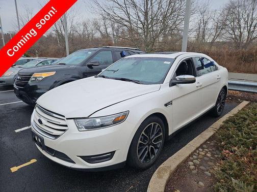 2019 Ford Taurus Limited