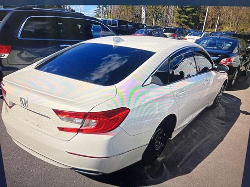 Platinum White Pearl 2018 Honda Accord EX
