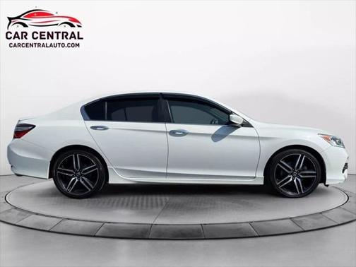 2017 Honda Accord Sport SE