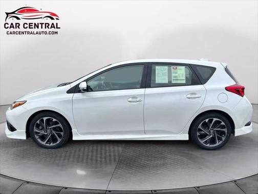 2017 Toyota Corolla iM Base