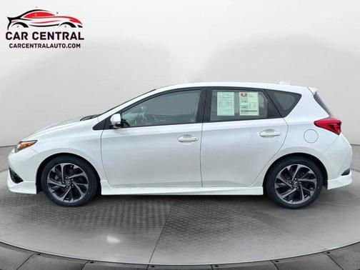 2017 Toyota Corolla iM Base