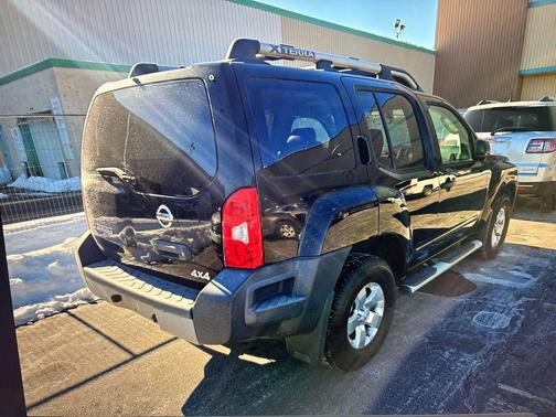2010 Nissan Xterra S