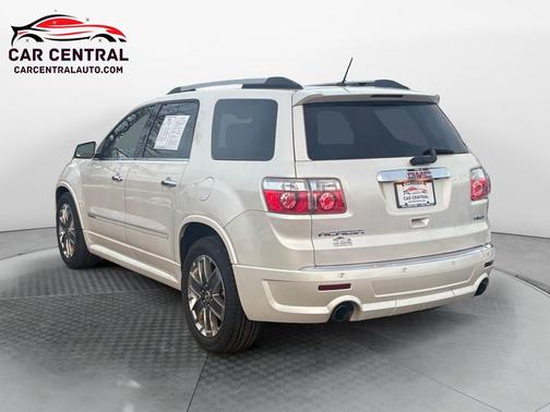 2011 GMC Acadia Denali