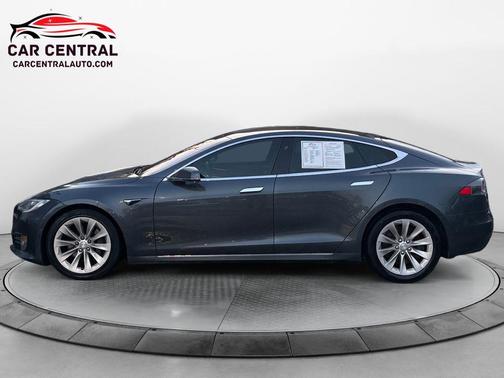 2017 Tesla Model S 90D