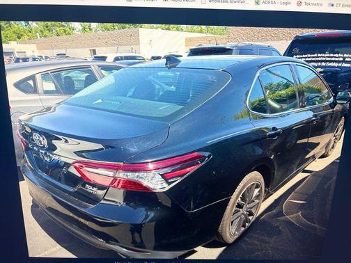 Midnight Black Metallic 2021 Toyota Camry XLE
