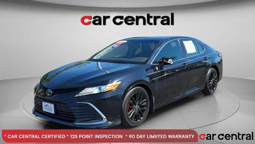 Midnight Black Metallic 2021 Toyota Camry XLE