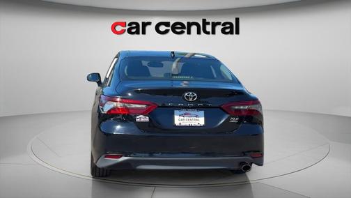 Midnight Black Metallic 2021 Toyota Camry XLE