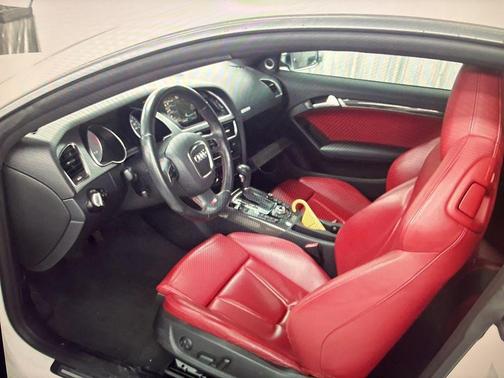 2011 Audi S5 4.2 Premium Plus