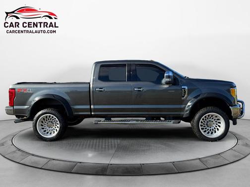 2017 Ford F-250 XLT