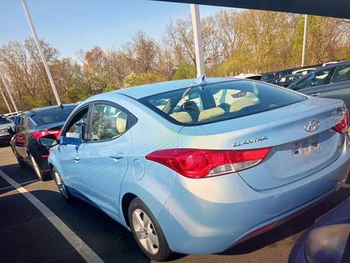 Blue Sky Metallic 2011 Hyundai ELANTRA GLS