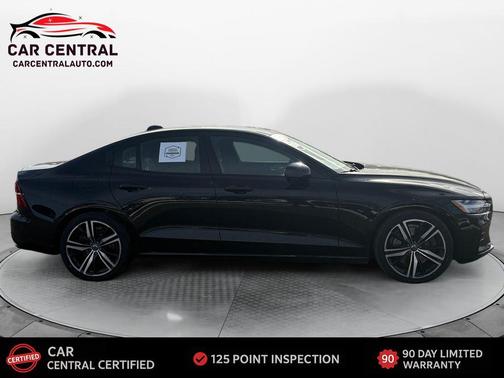 2020 Volvo S60 T6 R-Design